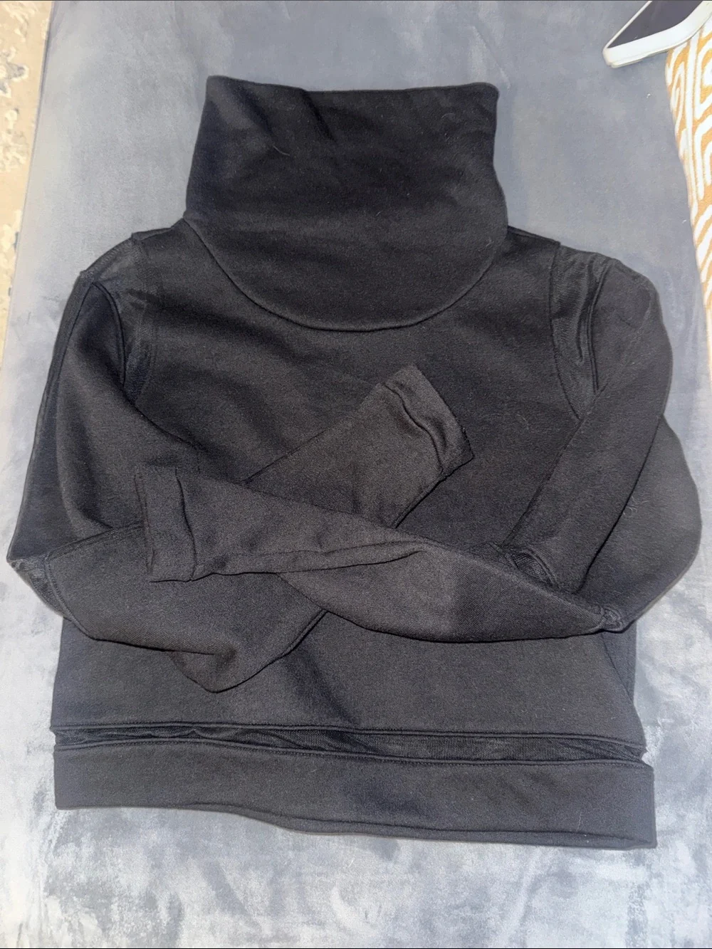 ALO Yoga soft black